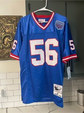 Men’s Vintage Lawrence Taylor Giants Super Bowl Jersey Size M.